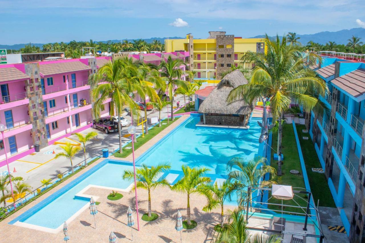 Miami Inn Nuevo Vallarta Luaran gambar